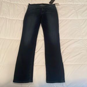 NWT Size 6 Lucky Brand jeans—Brooke Straight fit